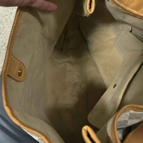 Louis Vuitton Azur Galleria - Picture 7 of 7